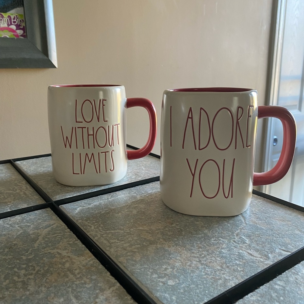 Rae Dunn mug set - Picture 5 of 6